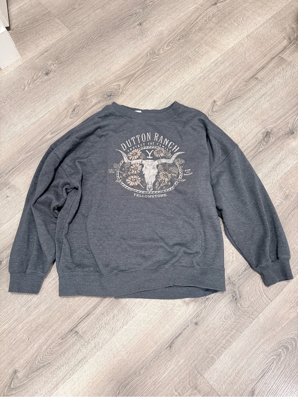 Women’s Yellowstone Graphic Crewneck Sweatshirt